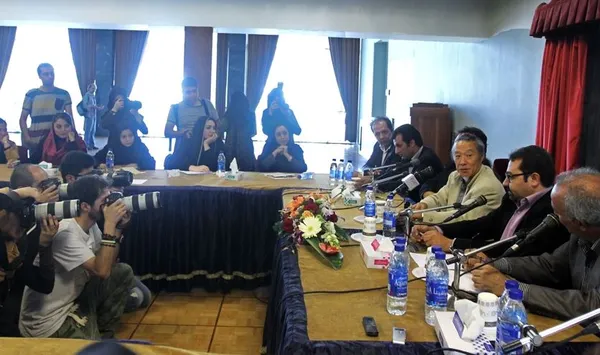 نشست خبری کیتارو آهنگ ساز برجسته ژاپنی، روز پنجشنبه با حضور پیروز ارجمند و علی چراغعلی در تالار وحدت برگزار شد./IRNA
