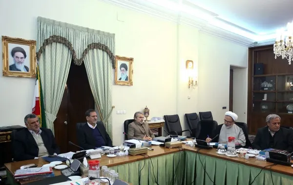 جلسه شورای عشایر عصر شنبه با حضور اسحاق جهانگیری معاون اول رییس جمهوری برگزار شد./IRNA
