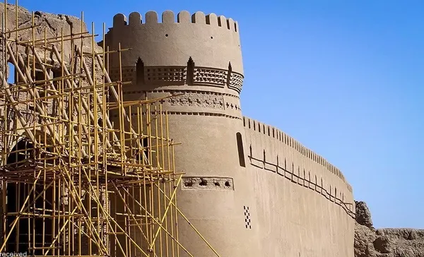 روند بازسازی بزرگترین بنای خشتی جهان در آستانه سالگرد زلرله بم