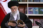 علاقه‌مندهای رهبر شهید در دنیای کتاب/بسته‌ای که در تاکسی جا ماند