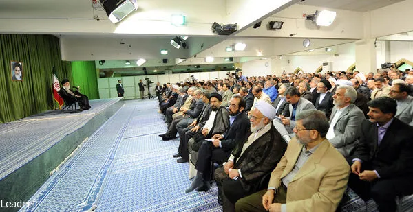 دیدار رهبر انقلاب با نمایندگان مجلس