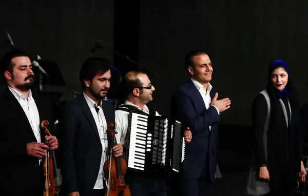 کنسرت موسیقی علیرضا قربانی شامگاه چهارشنبه در سالن همایش های برج میلاد برگزار شد./MNA
