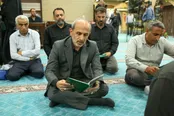 عکس: مراسم یادبود زنده‌یاد اکبر عبدی در مسجد بلال