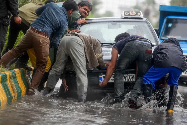 آبگرفتگی معابر بندرعباس در پی بارندگیISNA
