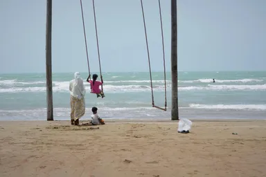 عکس: نبض زندگی در  سواحل تنگه هرمز