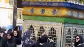 گرداندن یک ضریح در خیابان‌های لندن