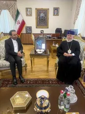 ادای احترام رهبر دینی ارامنه به مقام رهبر شهید انقلاب
