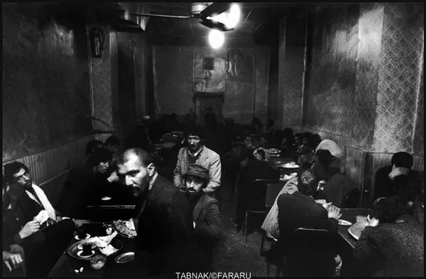 یک قهوه خانه در تهران
