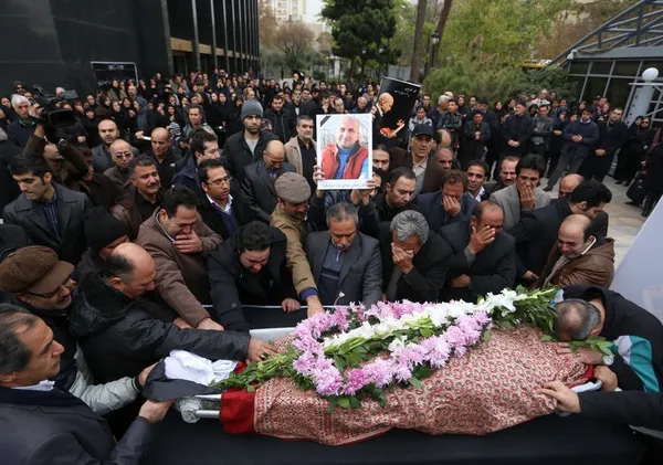 مراسم تشییع پیکر مرحوم رحمان مرادی نوازنده تار و سه تار صبح سه شنبه با حضور اهالی موسیقی در تالار وحدت برگزار شد./MNA
