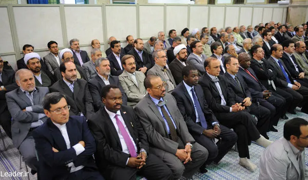 دیدار با رهبری در روز مبعث