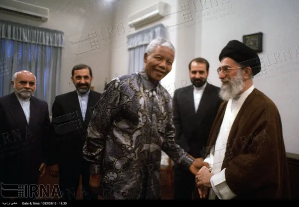 دیدار ˈنلسون ماندلاˈ با مقام معظم رهبری در تاریخ 1378/7/25