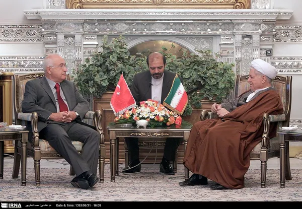 "جميل چيچك" رييس مجلس ترکيه عصر يکشنبه با آيت الله "هاشمي رفسنجاني" رييس مجمع تشخيص مصلحت نظام.