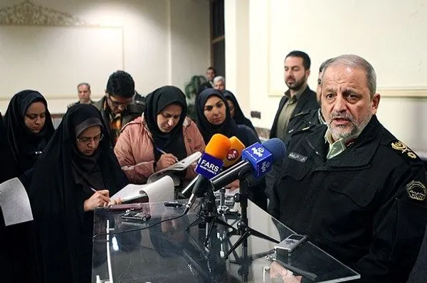 نشست تخصصی رؤسای ادارات مبارزه با جرایم اقتصادی پلیس آگاهی صبح دوشنبه با حضور حجت الاسلام رئیسی دادستان کل کشور و سردار اسماعیل احمدی مقدم فرمانده نیروی انتظامی برگزار شد./FNA
