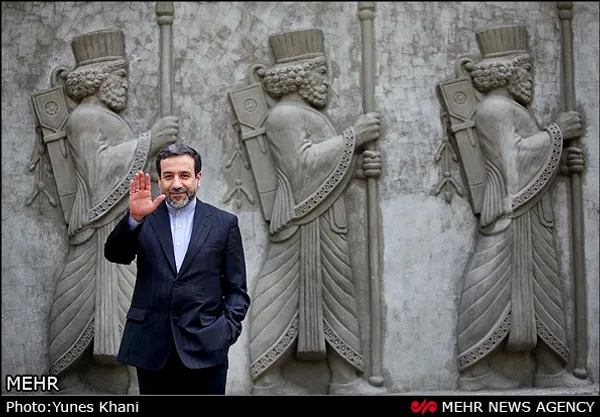 نشست خبری عباس عراقچی، سخنگوی وزارت امور خارجه با حضور خبرنگاران رسانه&zwnj;های داخلی و خارجی در محل وزارت امور خارجه برگزار شد.