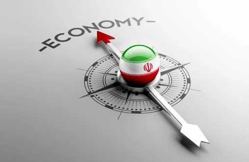 اقتصاد ایران نیازمند تغییر رویکرد است/ الگوی نامتقارن در اقتصاد هم جواب می‌دهد/ چرا در تنگه هرمز موفق شدیم، اما در اقتصاد نه؟