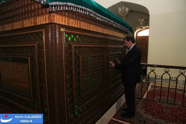 بازدید و زیارت آرامگاه شهیدمدرس در کاشمر توسط دکتر محسن رضایی