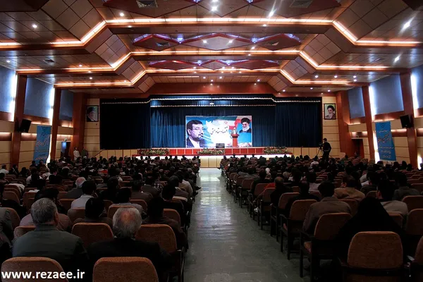  سخنرانی رضایی در همایش اهداف اقتصاد مقاومتی در سمنان