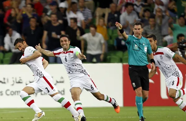 تیم ملی فوتبال ایران روز یکشنبه در ورزشگاه رکتانگلار شهر ملبورن تیم فوتبال بحرین را با نتیجه ۲ بر صفر شکست داد./IRNA
