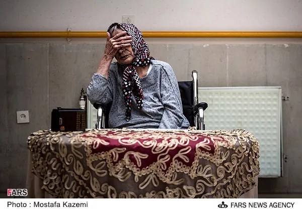 ساره ونداد شغل سابق :مهماندار هتل سن: 72 سال