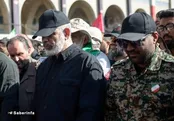 حضور سردار وحیدی در مراسم اقامه نماز بر پیکر رهبرشهید