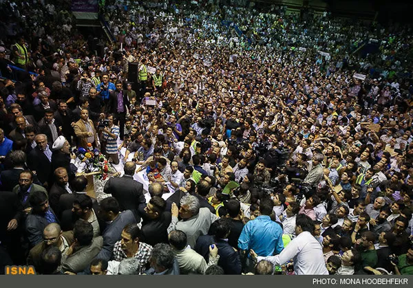 همایش هموادان روحانی در شیرودی که در 18 خرداد ماه برگزار شد یکی از بزرگترین تجمعات تبلیغاتی وی در ایام تبلیغات بود.