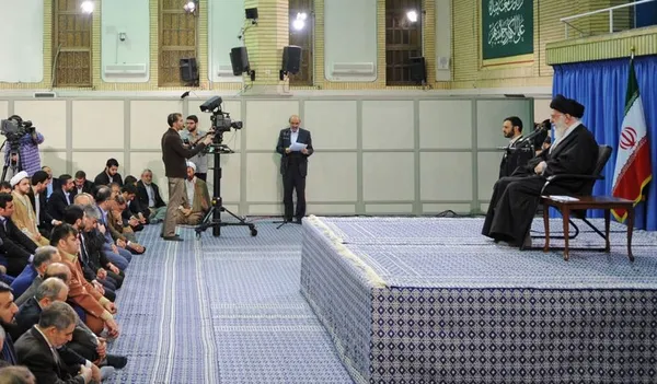قهرمانان و ورزشکاران مسابقات آسیایی و پارا آسیایی اینچئون روز چهارشنبه با حضرت آیت الله خامنه ای رهبر معظم انقلاب اسلامی دیدار کردند./Leader O.W

