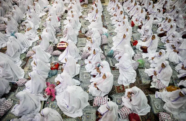جشن عبادت دانش آموزان دختر سوم ابتدایی ـ مصلی تهران./ISNA
