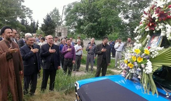 تابناک.