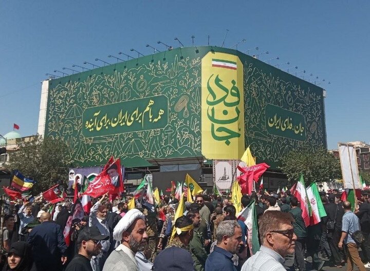 برگزاری رزمایش بزرگ «جانفدای ایران»/ رئیسجمهور: مردم برای صیانت از عزت ایران ایستادهاند/ بروزرسانی می شود برگزاری رزمایش بزرگ «جانفدای ایران»/ رئیسجمهور: مردم برای صیانت از عزت ایران ایستادهاند/ بروزرسانی می شود