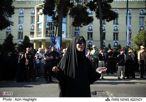 مراسم تشییع پیکر ۹۲ شهید دفاع مقدس در تهران