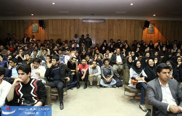 جلسه پرسش و پاسخ دکتر محسن رضایی با دانشجویان مشتاق، دانشگاه باهنر کرمان