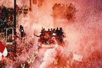 تراکتور شبیه لیورپول؛ جشن قهرمانی را به تبریز ببرید