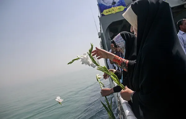 در سال ۶۷ در جریان یک عملیات ناوچه سهند با ناوگان دریایی آمریکا در خلیج فارس درگیر شد. ناوچه سهند در این عملیات غرق شد و پرسنل این ناوشکن به شهادت رسیدند./ISNA
