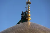 پرچم گنبد رضوی به رنگ سیاه درآمد