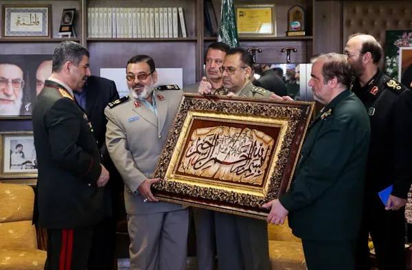 دیدار وزیر دفاع جمهوری آذربایجان با رئیس ستاد کل نیروهای مسلح/ISNA
