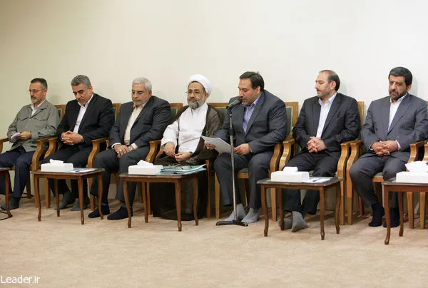افطاری رهبر انقلاب و دولت