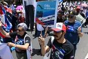 عکس: فریاد «پایان محاصره» کوبا در مکزیکوسیتی