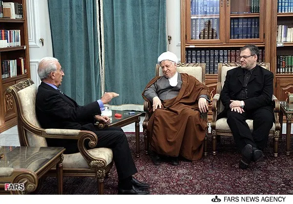 دیدار پروفسور سمیعی با آیت الله هاشمی رفسنجانی رئیس مجمع تشخیص مصلحت نظام
چهارشنبه 10 مهر
