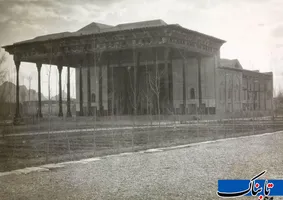 کاخ چهلستون اصفهان در سال ۱۹۲۵ میلادی