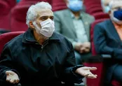 کیفرخواست ۴۰۰ صفحه‌ای متهمی که چند صد میلیون دلار و یورو تسهیلات گرفته است/ کشف ۱۲ مهر بانکی از دفتر متهم/ ارتباط یار غاز «بابک زنجانی» با «طبری» و «منصوری» / نماینده دادستان: این پرونده مصداق اخلال سازمان یافته است