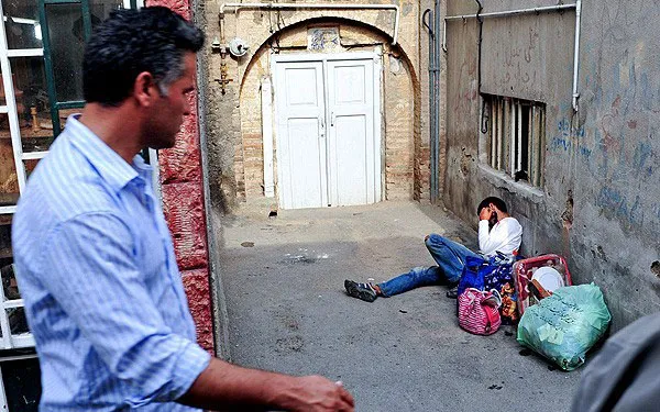 تابناک .