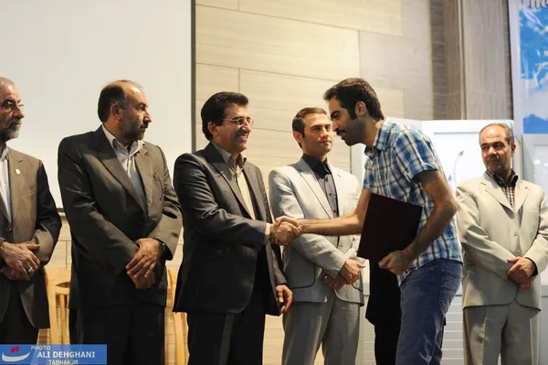 تقدیر از برگزیدگان هشتمین جشنواره بین&zwnj;المللی تئاتر خیابانی مریوان 
