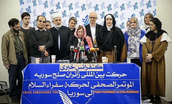 نشست خبری کاروان بین&zwnj;المللی زائران صلح سوریه/Tasnim
