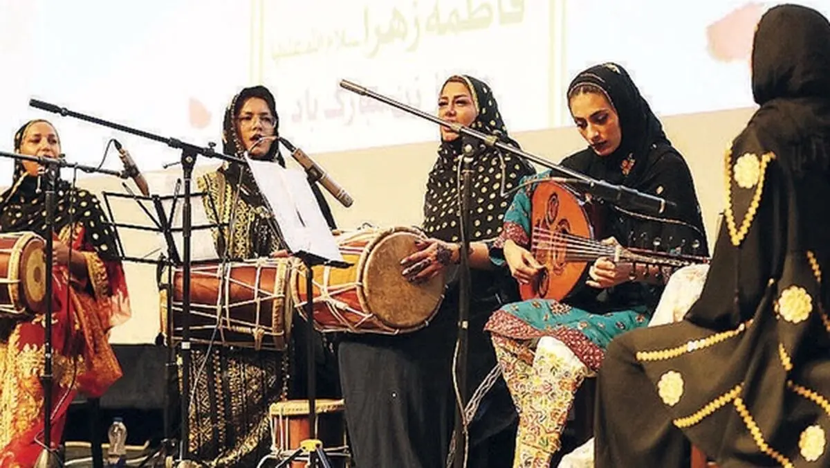 از موسیقی محلی تا پلیلیستهای اینستاگرامی؛ ذائقه شنیداری ایرانیها کجا رفت؟ از موسیقی محلی تا پلیلیستهای اینستاگرامی؛ ذائقه شنیداری ایرانیها کجا رفت؟