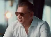 عینک آفتابی با برند علی دایی!
