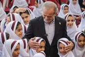 عکس: مراسم بازگشایی مدارس با حضور رئیس‌جمهور