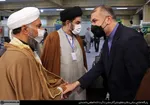 دیدار رهبری با اعضای کنفرانس وحدت