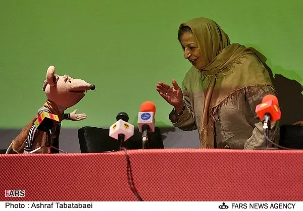مرضیه برومند کارگردان سینما در نشست خبری فیلم سینمایی شهر موشها