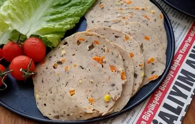 روش تهیه کالباس سالم در خانه