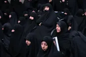 دختر امام خمینی(ره) در مراسم بزرگداشت شهدای خدمت
